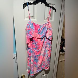 Pretty light dress perfect for vacation!